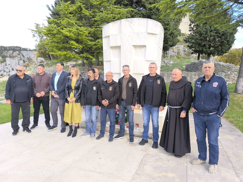 WhatsApp Image 2025-10-31 at 16.29.42 (4)